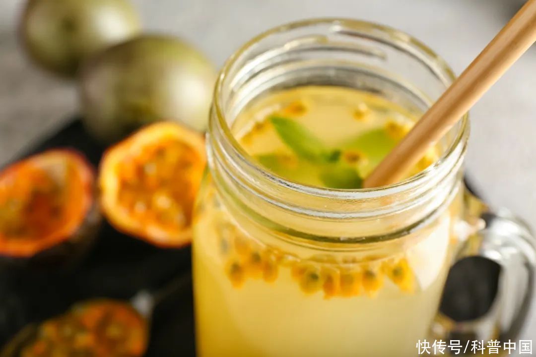 为百香果自由而努力(为了能被你吃掉，你知道百香果有多努力吗？！)