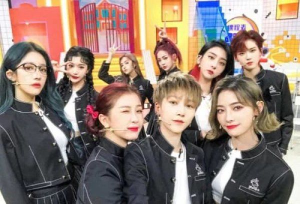  羡慕|THE9女团行程被放出，资源让人羡慕，许佳琪和虞书欣是最大赢家！