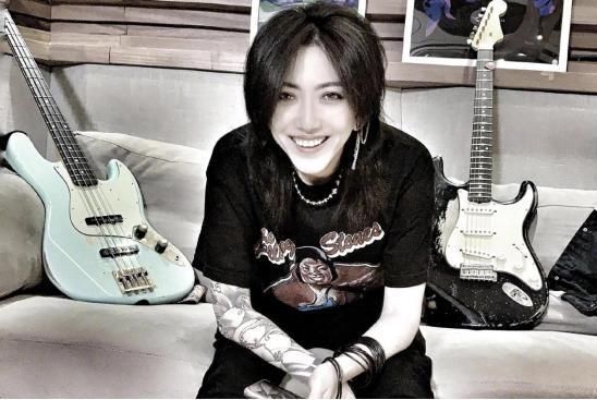  李宇春|她曾是《快女》人气王，被称第二个李宇春，却错失冠军隐匿多年