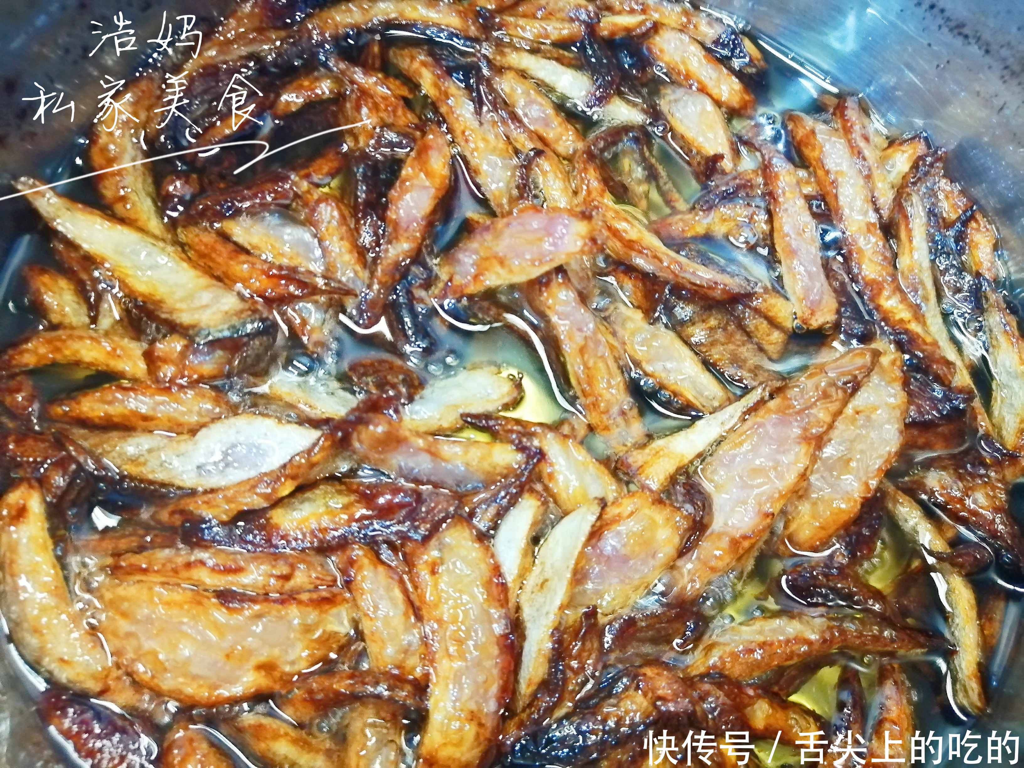 下巴|一个洋葱一碗油,做份香掉下巴的葱油,用来拌面条十分钟早餐上桌