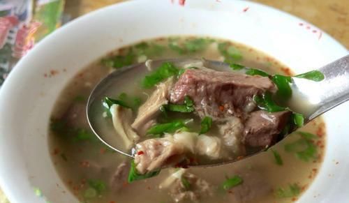 我国|我国哪里的羊汤最好喝?这“三地”比较出名,吃法各有千秋