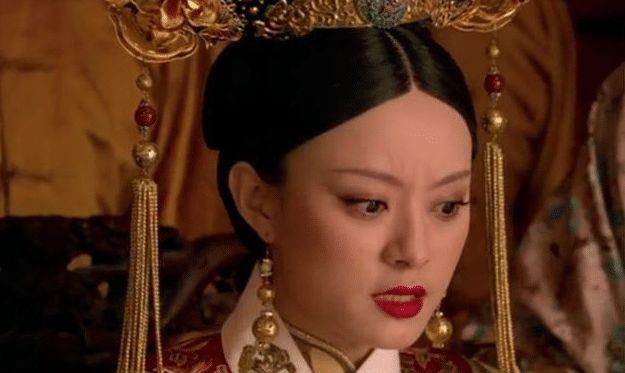  发后|甄嬛传：孟静娴毒发后，甄嬛的碗里为何只剩半碗汤羹？