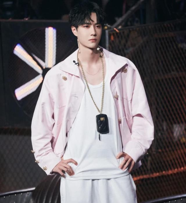  小宝|王一博朋友迷惑发言，说王一博是直男后，又称和肖战的CP可以有