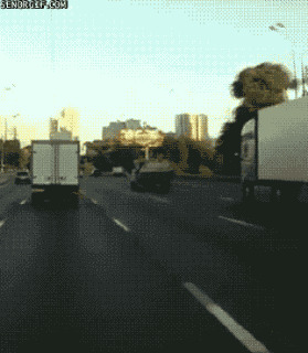  当场|生活中38个最危险的瞬间，离当场去世就差那么0.01秒