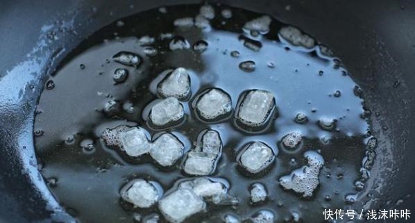 红润|红烧猪蹄,小火慢炖色泽红润又入味,满满胶原蛋白是女生的最爱