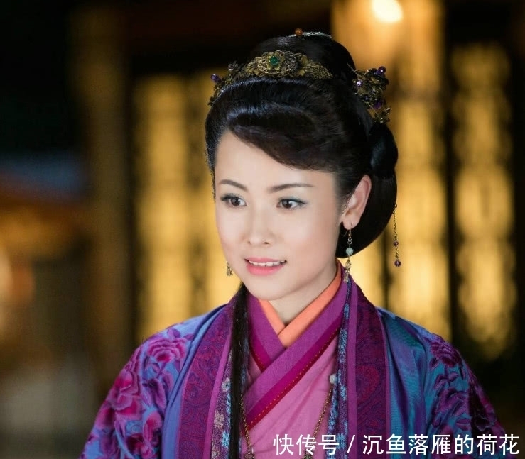 郭襄|黛绮丝为何知道屠龙刀、倚天剑的秘密?你不看看她爷爷是谁