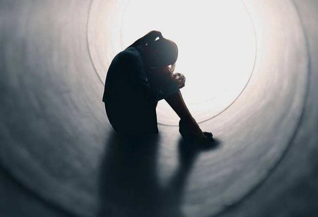  暑假|女儿暑假打工落下9级伤残，父母索赔26万，法院却说……