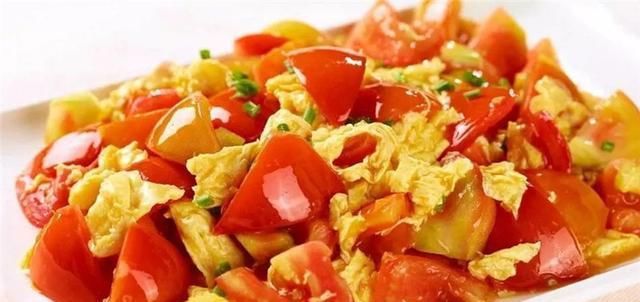  炒鸡蛋|西红柿炒鸡蛋，厨师长教你做的正确方法，好吃又简单