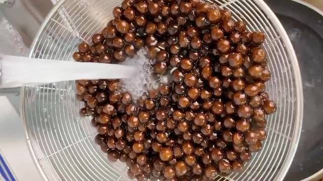 奶香|“动物”奶茶果冻,奶香浓郁造型逼真,小朋友特别喜欢