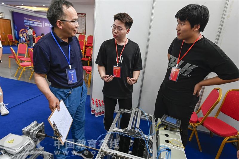 绍兴市首届大学生机械创新设计竞赛在上虞举行插图2