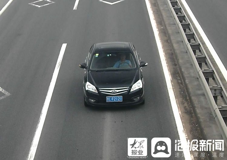 创城|创城曝光台|莒县交警曝光开车不系安全带