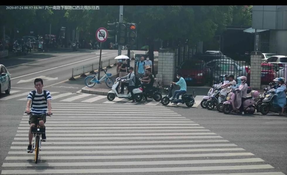 连名|30人!福州交警高清曝光!连名带照片