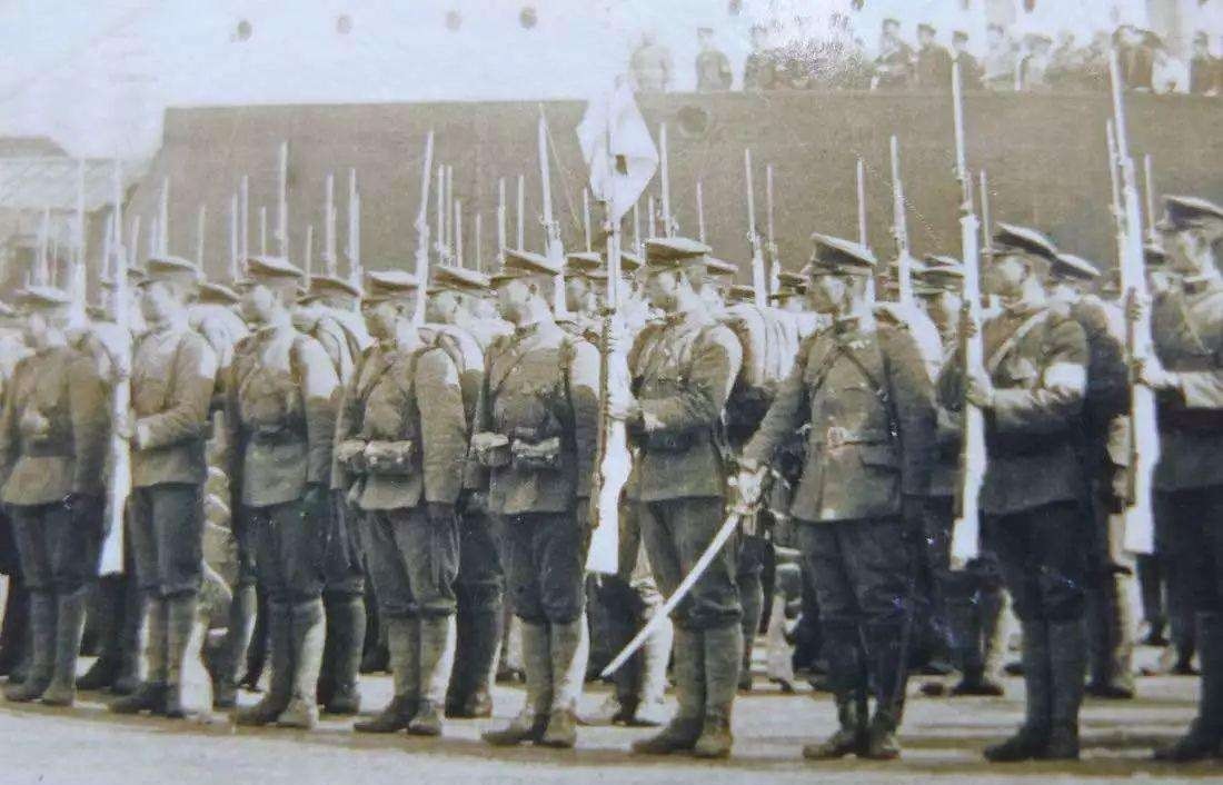 日本|同为轴心国,一个德军步兵师和一个日本师团对战,哪一个能赢?