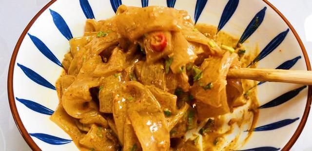  调料|麻酱流汁宽粉正宗做法，关键是调料汁，超级好吃，一盘不够吃