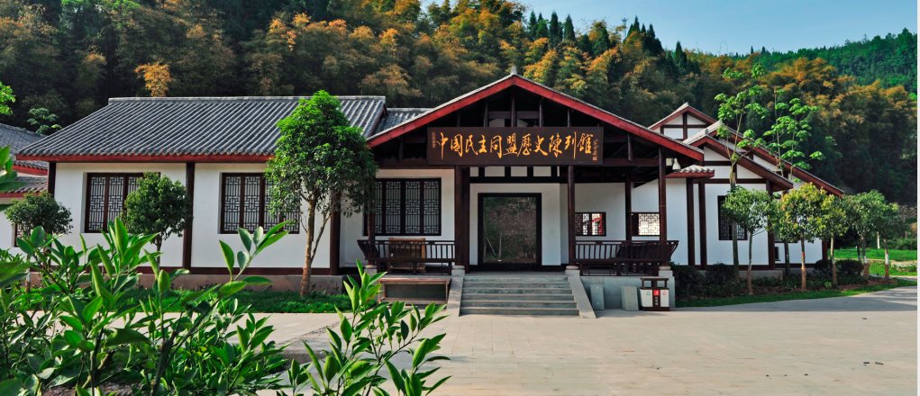 飞凤镇桥亭|村里有个桃花源!一起去吗~