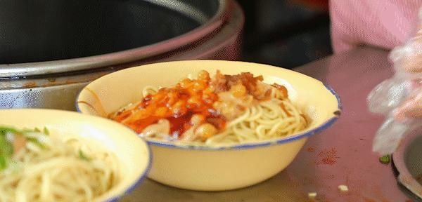 炸酱面|幸福小区里好吃的面馆,不是你想的那一家哦