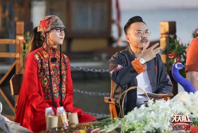  天天向上|红星专访｜汪涵：《天天向上》12岁了，希望兄弟们都平安健康