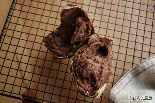  面包店|面包店每天售罄的蘑菇包，酥脆松软、2个管饱，自己做也简单