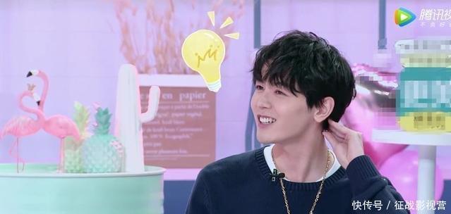 节目组|杨超越太实诚,直言不讳戳穿了节目组的套路,何炅紧急救场太机智