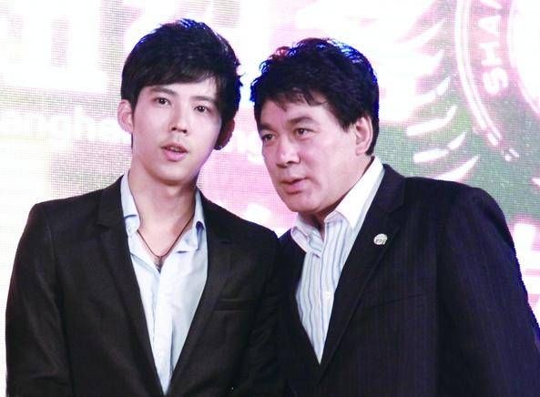 陈佩斯|从地下恋到异地恋，朱时茂与妻子这40年一路走来不容易