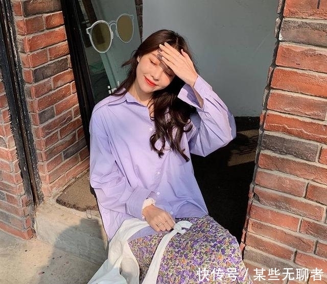 揭秘|俘获王子秘籍大公开?揭秘梅根衬衫时尚是如何让哈里王子一见钟情