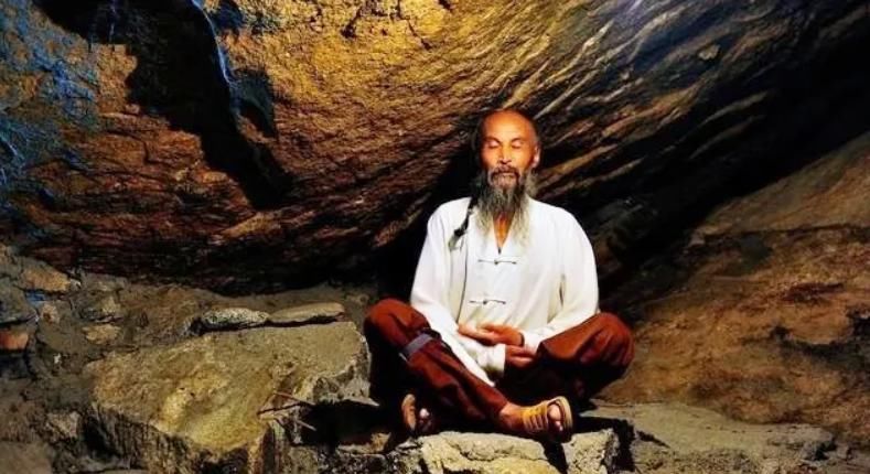  清水|终南山隐士：隐居长达30多年，每日清水白菜，如今亲人已认不出