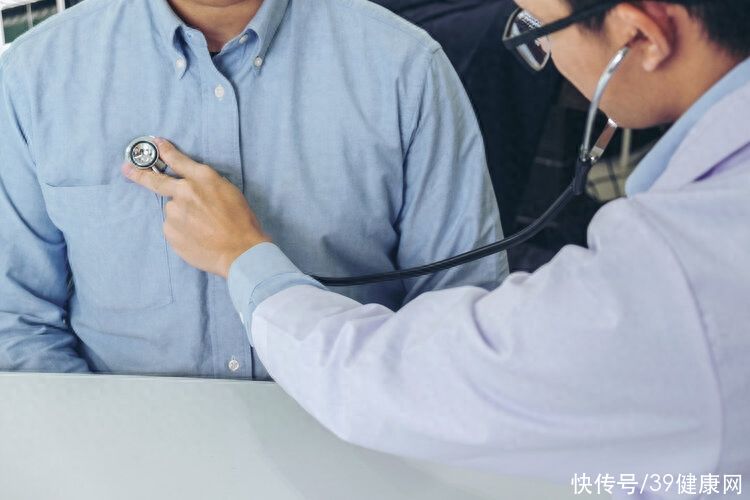 院士肺腑之言癌症别轻易开刀(我国每天6000多人死于癌症，院士忠告：45岁以后，5件事不能马虎)