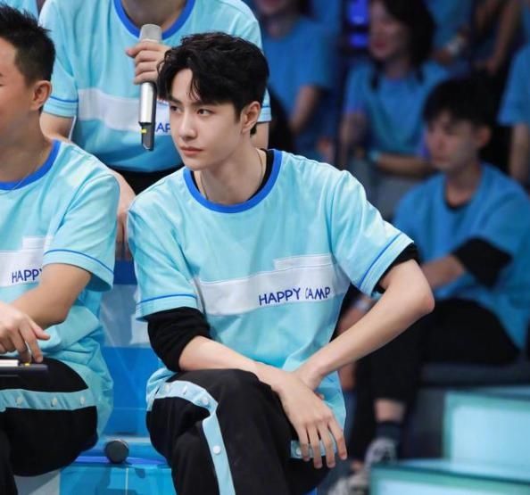  陈学冬|快本：赵丽颖王一博谈梦想笑翻全场，黄明昊自创肋骨转呼啦圈