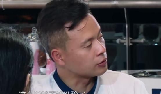  赵丽颖|《中餐厅4》首播就把人看得无语，林大厨膨胀，赵丽颖被气哭！