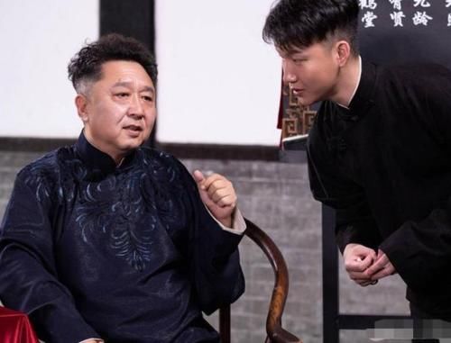  斗笑|《德云斗笑社》之后，德云社开启霸屏模式，一周不缺席，德云女孩福利来啦