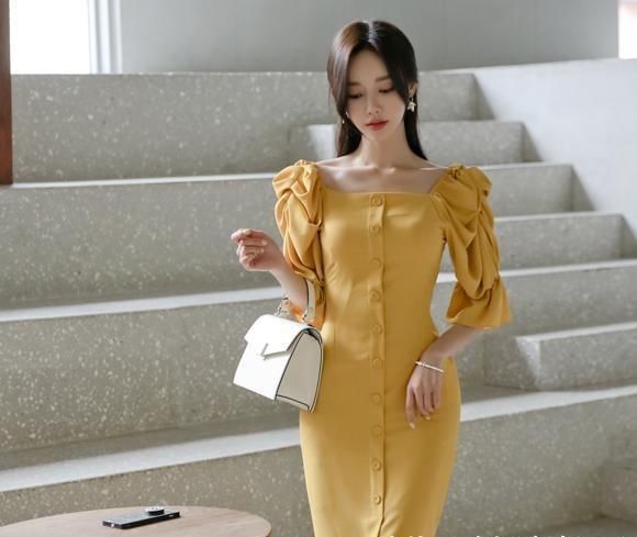 嫩黄|孙允珠：蛋挞夏荣絮彩花边嫩黄连衣裙写真