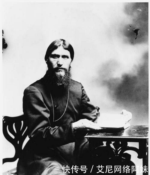 毛骨悚然|沙皇后宫的宠臣拉斯普京,离奇死亡的5个令人毛骨悚然的故事