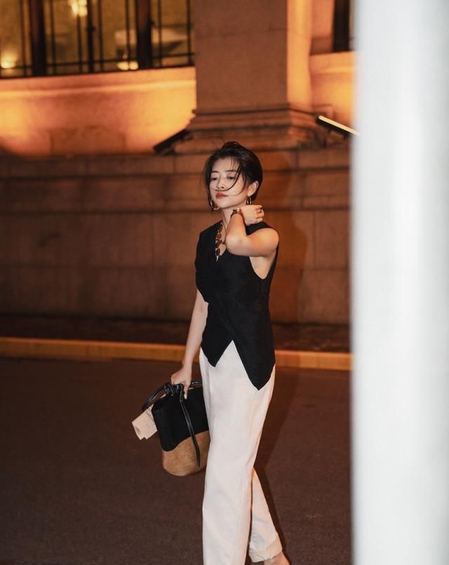 搭配|对三木不服不行,衣品好就算了,在包包的搭配上居然也如此优秀