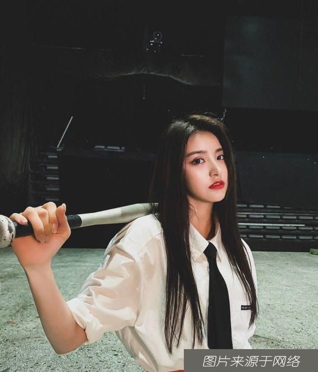  涵够|快本新人选拔，以为金子涵够美了，结果她才是隐藏的颜霸