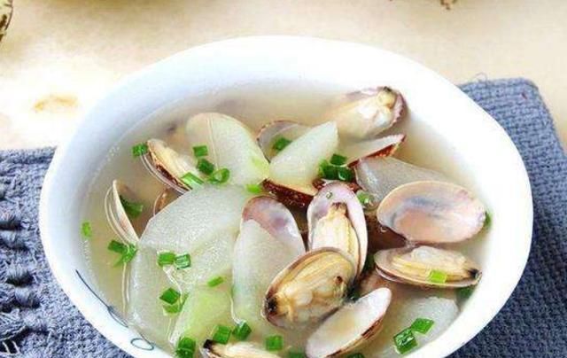  块钱|三伏天，宁可少吃猪肉，也要多喝此汤，清热解暑，才16块钱一斤