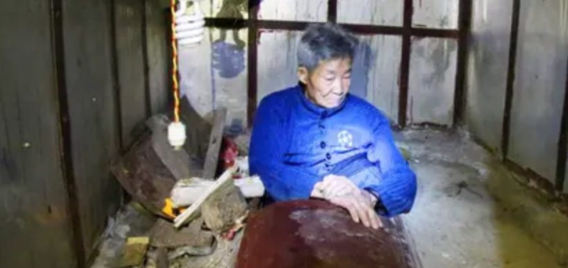 儿女|9旬孤寡老人，14年花26万为自己修墓，内藏机关暗器防盗墓贼