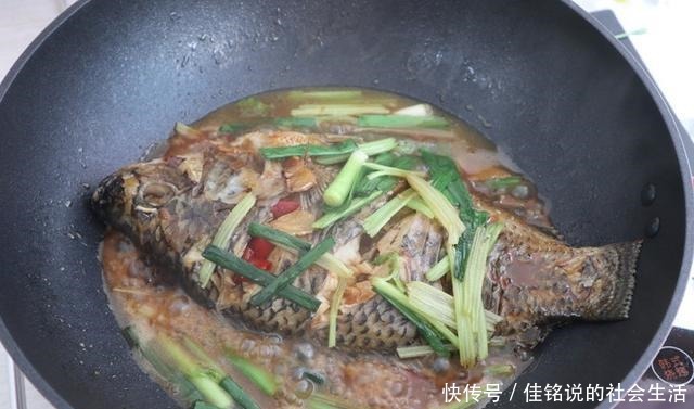 料酒|不管炖什么鱼,万万不能放“这2种”调料,否则鱼腥味重太难吃!
