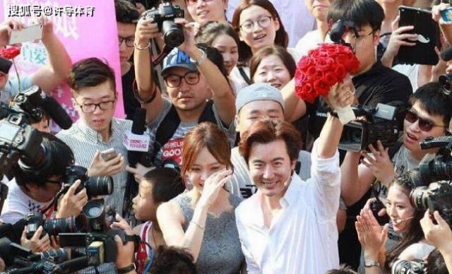  知名|她是韩国知名影星，27岁离婚后嫁入中国，如今被中国公婆宠成公主