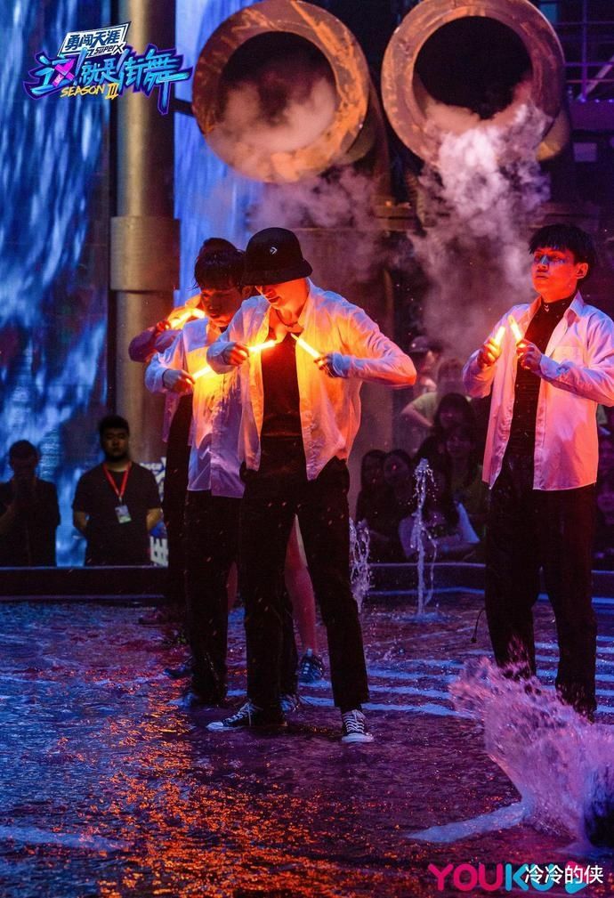  之间|“这就是街舞3”即将更新，王一博高难度动作编舞，王嘉尔暖心安慰队员