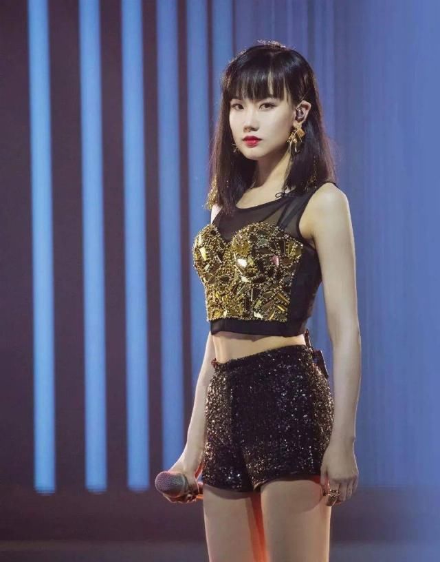  琦琦子|浪姐二公！姐姐们的妆发“翻车”了？！