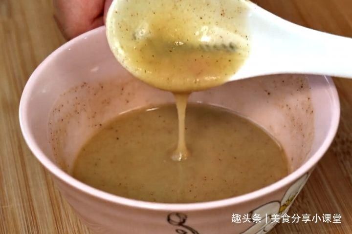  夹肉|秋天馒头包子靠边站，多吃此面食，外酥里软，夹肉夹菜都好吃