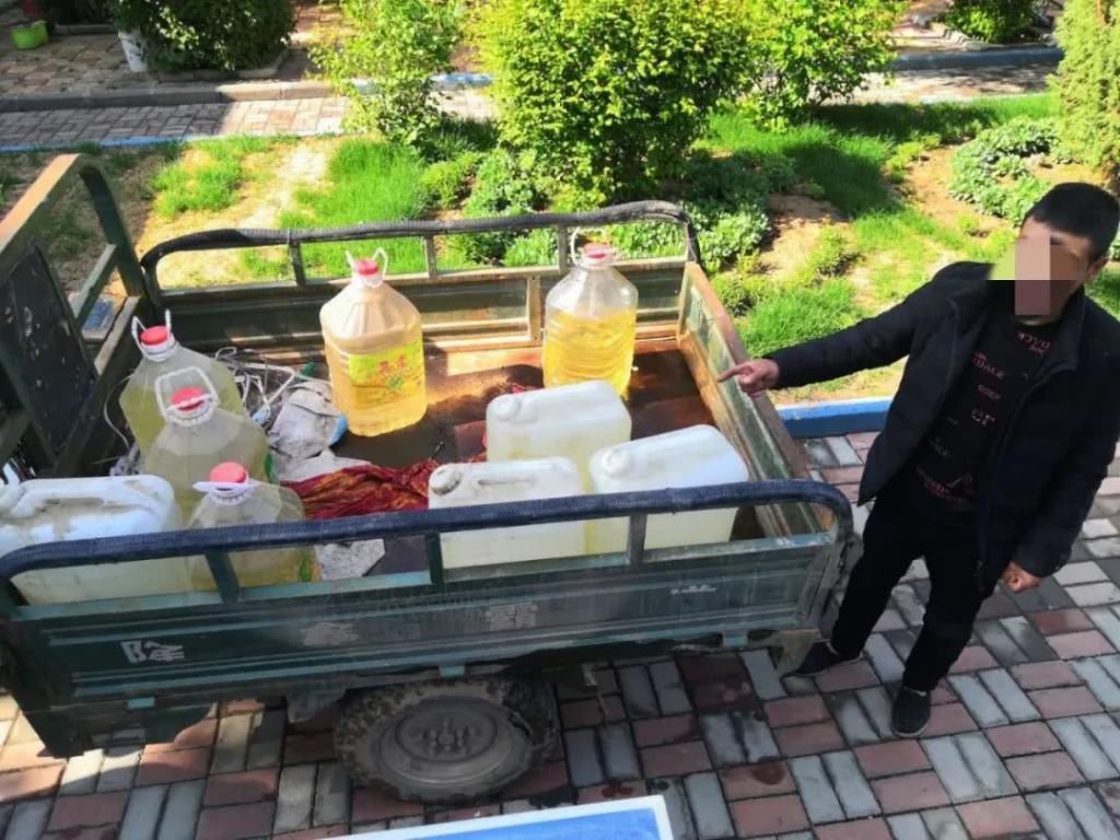 警方|房屋内非法存储汽油380斤，互助警方已拘留10日