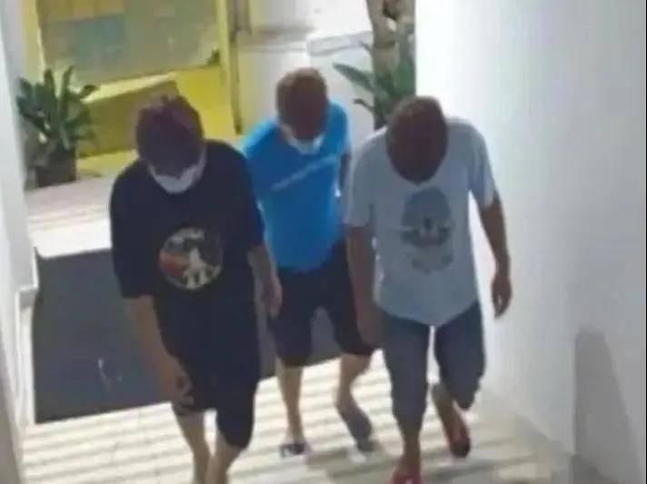  上演|竟然真实上演了！3名男子头戴人皮面具作案 太逼真！