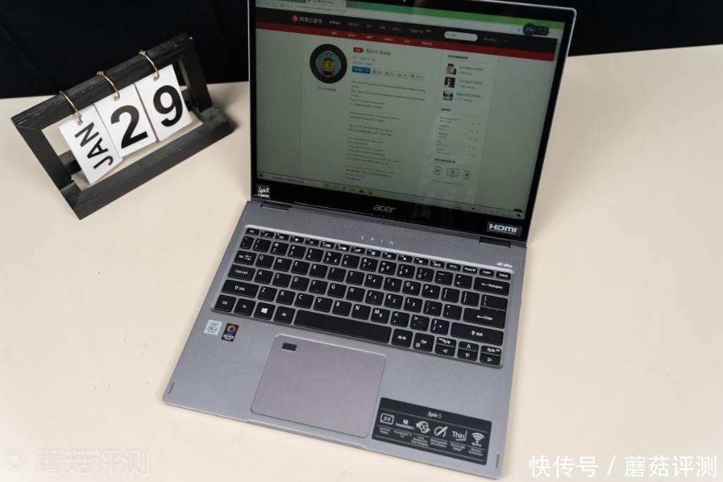 翻转|极致轻薄,自由翻转,细节出众、宏碁蜂鸟Spin 5百变2K轻薄本 评测