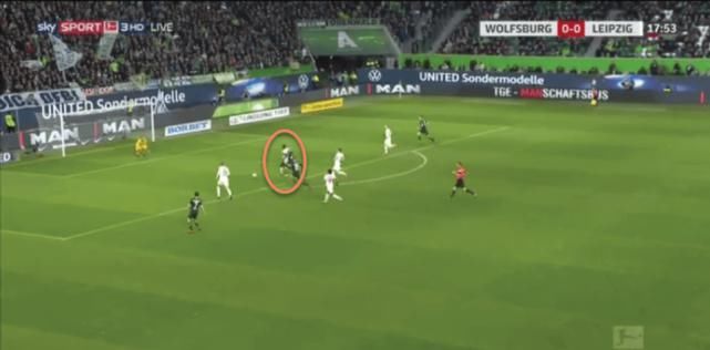  升级|马奎尔的最佳搭档！乌帕梅卡诺是否能够让曼联的后防线再次升级