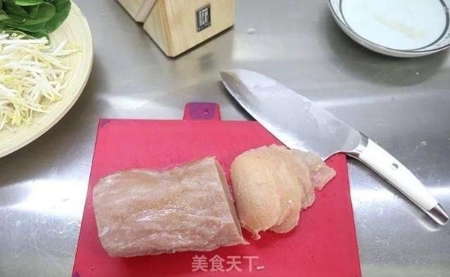 软弹|【健康美食】嫩滑鲜香,软弹不燥的水煮肉片~