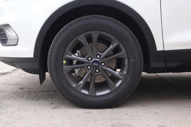 低头|又一款豪车低头了！本田CR-V都比不上T-ROC探歌！合资18万元实惠好用