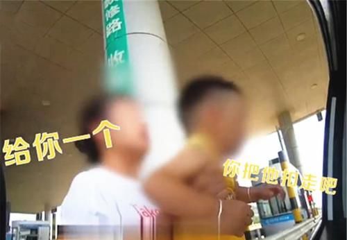  孩子|女司机5座车拉7个人被判超载，面对交警耍无赖：孩子给你吧，我不要了！