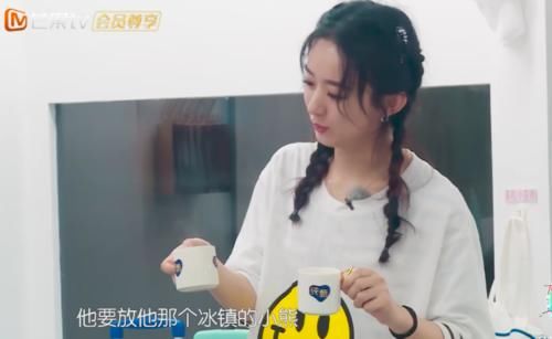  闹笑话|《中餐厅》黄晓明又闹笑话，赵丽颖眼神嫌弃，三次开怼太绝了