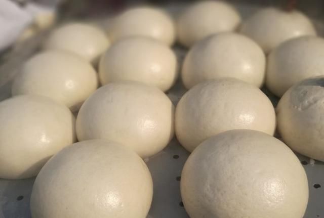 发面|老面馒头好吃"面引子"和碱面是关键,教你一招不酸好吃还劲道